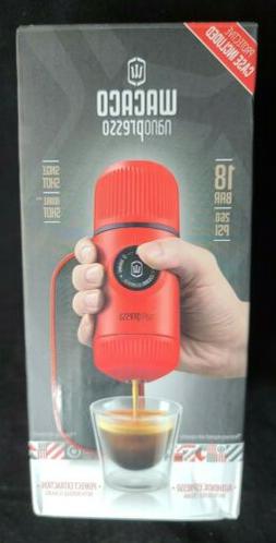 Color : Red